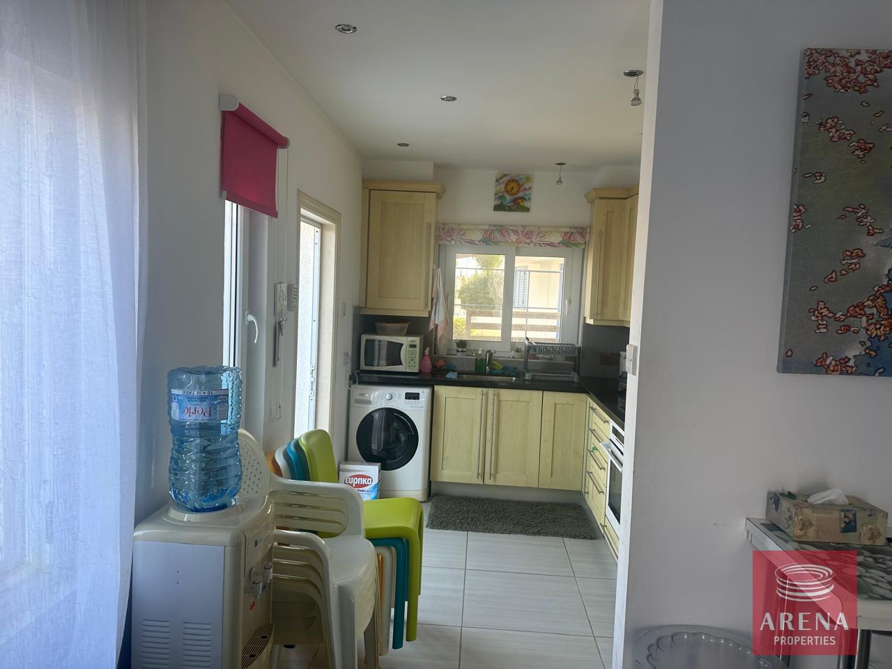 13-2-BED-HOUSE-IN-CAPE-GRECO-9107