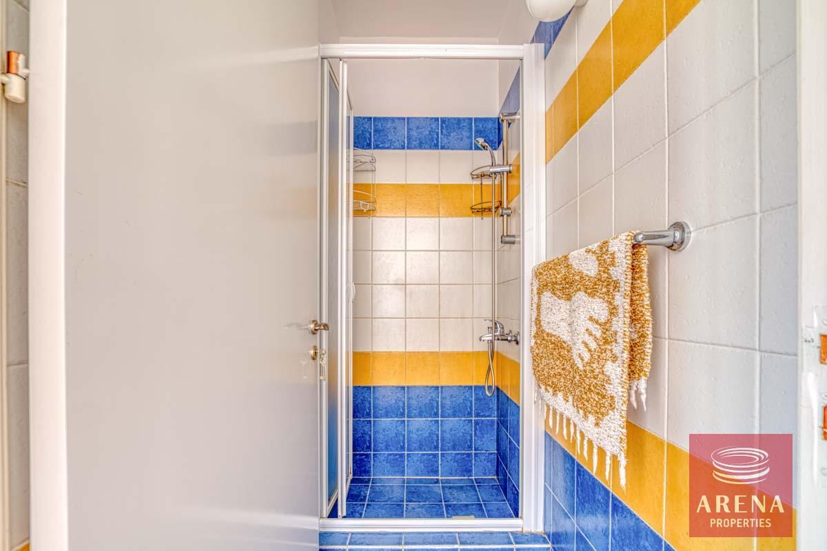 13-2-bed-apt-with-Title-Deeds-in-Paralimni-5864-1