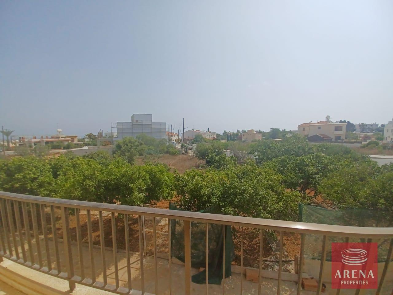 13-3-BED-HOUSE-IN-DERYNIA-7162