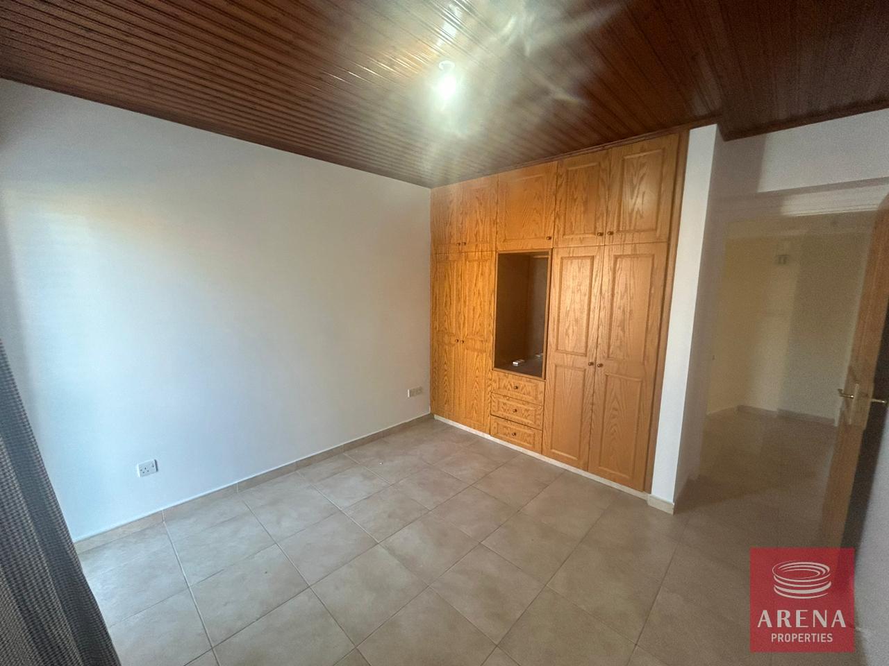 13-3-BED-HOUSE-IN-KRASA-7678