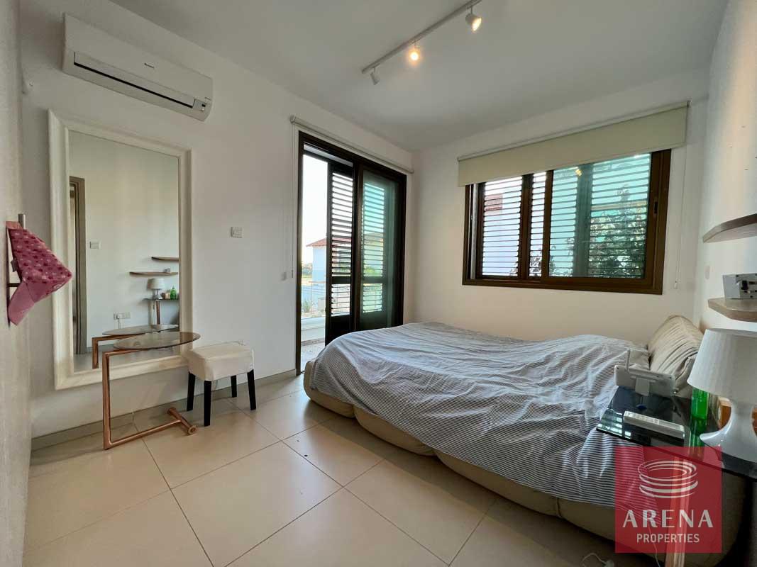 13-3-BED-VILLA-IN-AYIA-TRIADA-FOR-SALE-6582-1