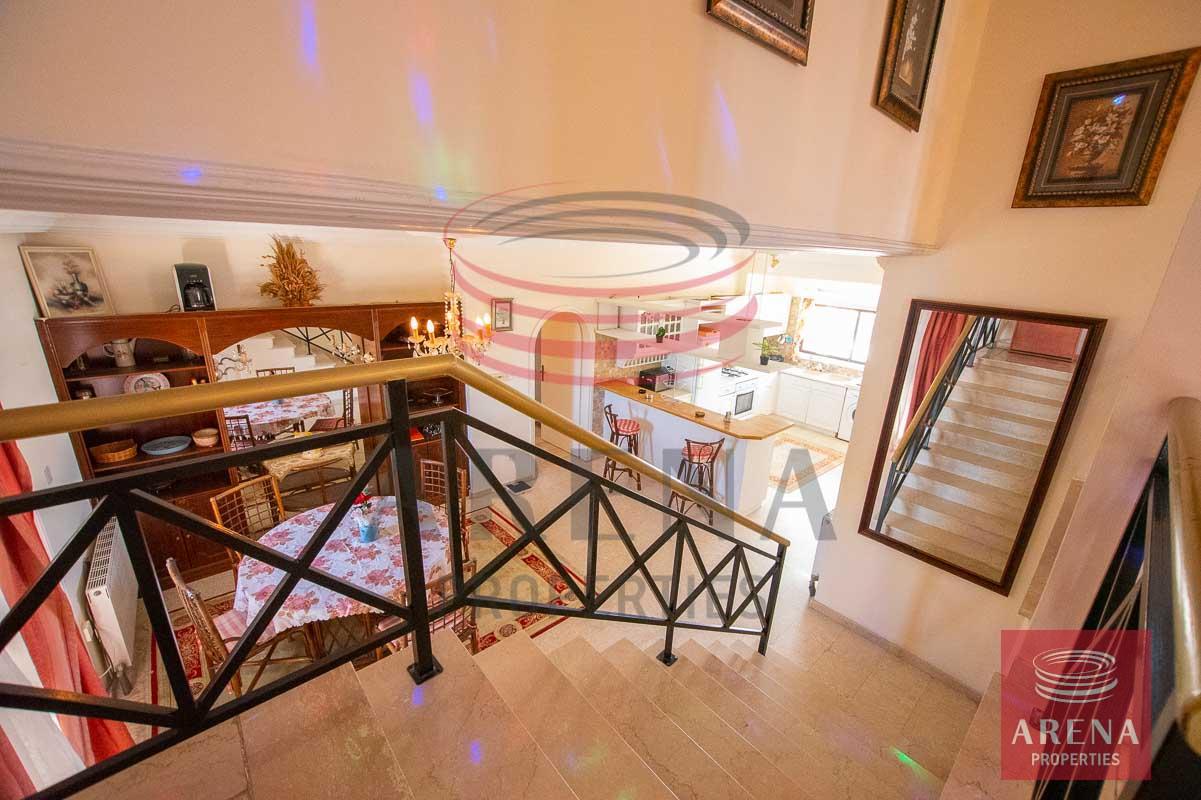 13-3-bed-apt-for-rent-in-paralimni-5671