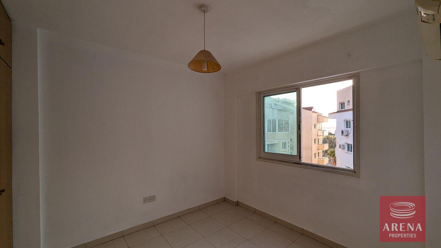 13-3-bed-apt-makenzy-8773