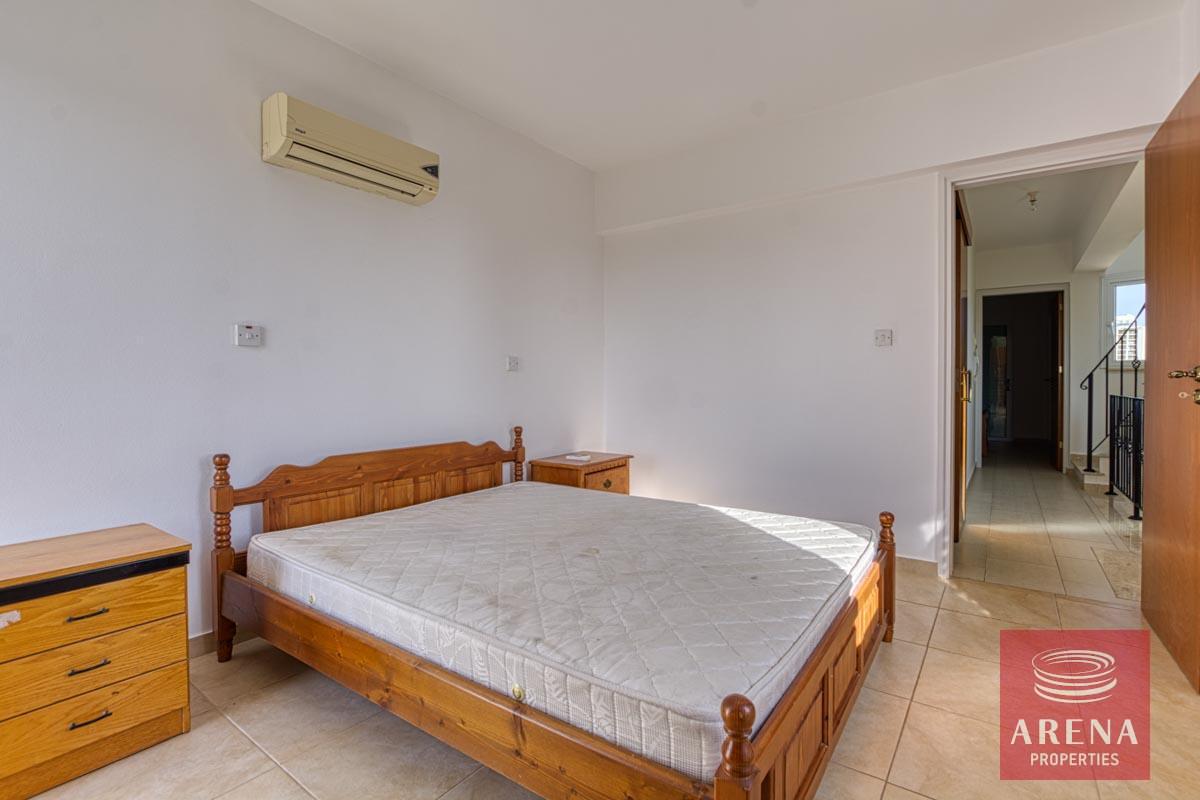 13-3-bed-th-for-sale-in-Paralimni-5880