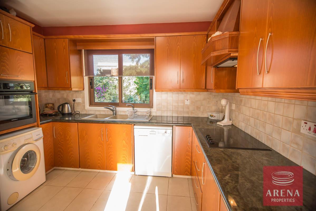13-3-bed-villa-for-sale-in-ayia-triada-kitchen