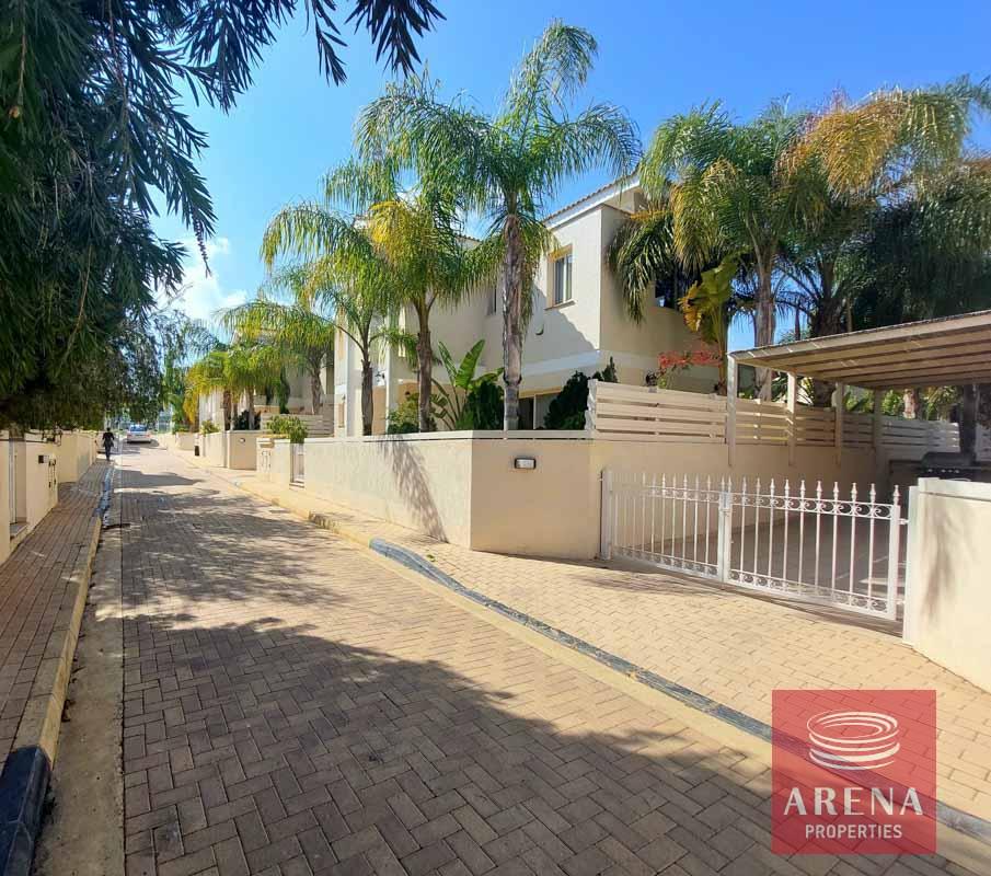 13-3-bed-villa-in-cape-greco-8104