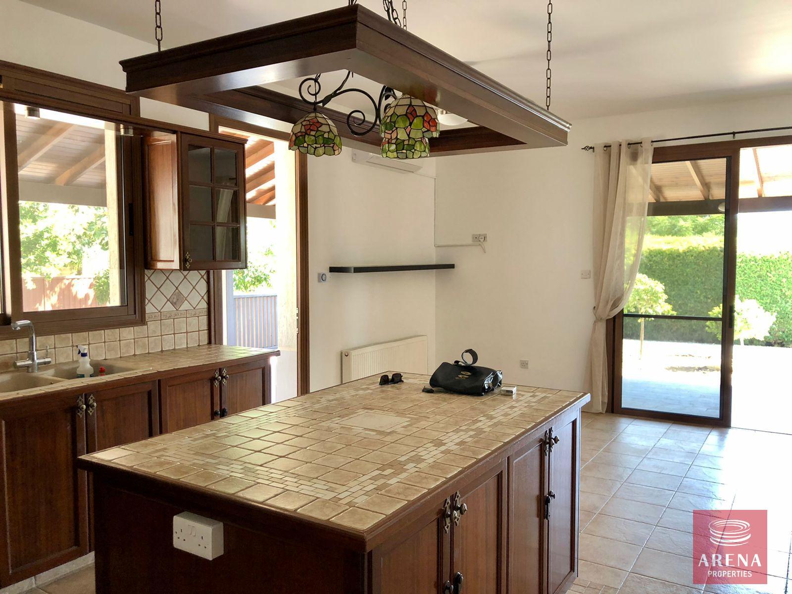 13-4-BED-VILLA-IN-PYLA-8300-1