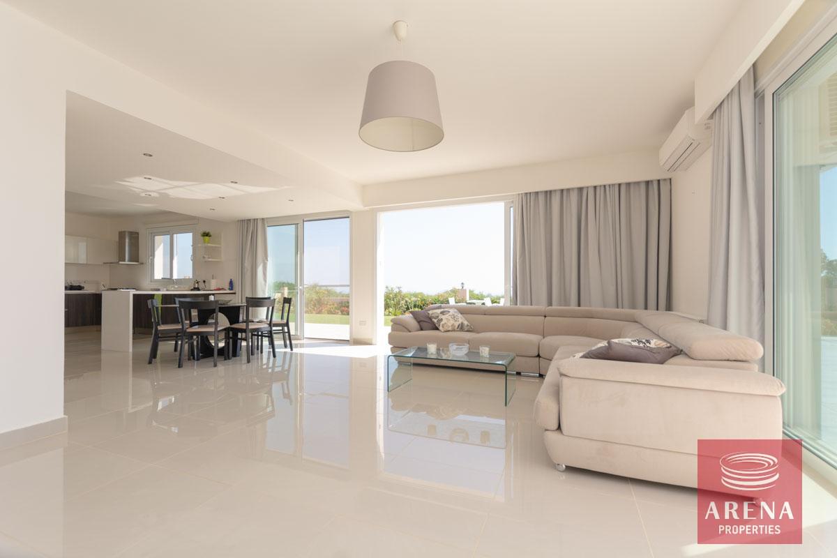 13-4-Bed-villa-in-Protaras-6036-1