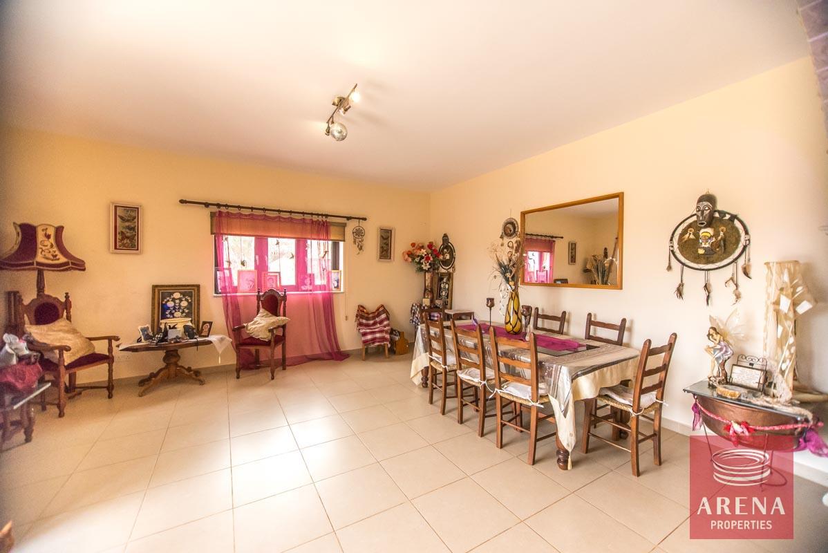 13-4-bed-bungalow-for-sale-in-sotira-living-area