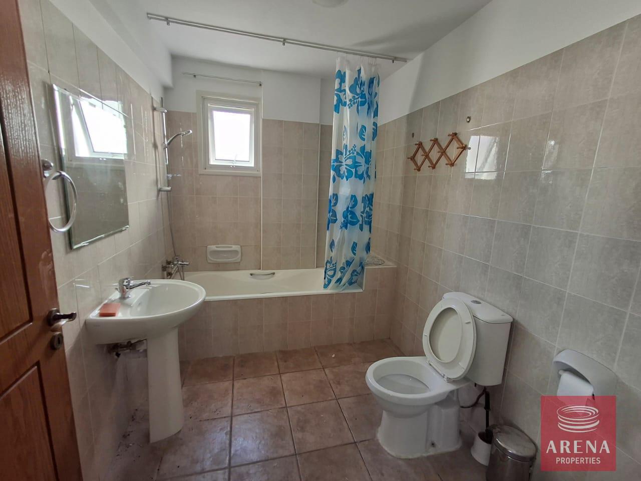 13-BUNGALOW-IN-OROKLINI-8638