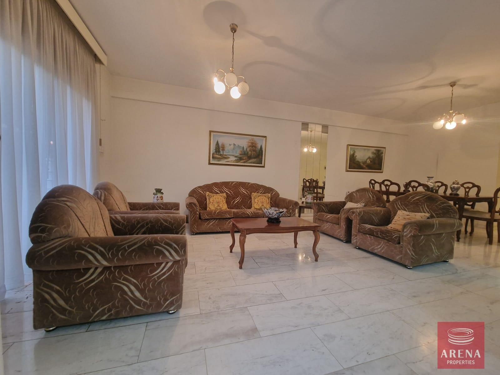 13-HOUSE-IN-VERGINA-AREA-8837