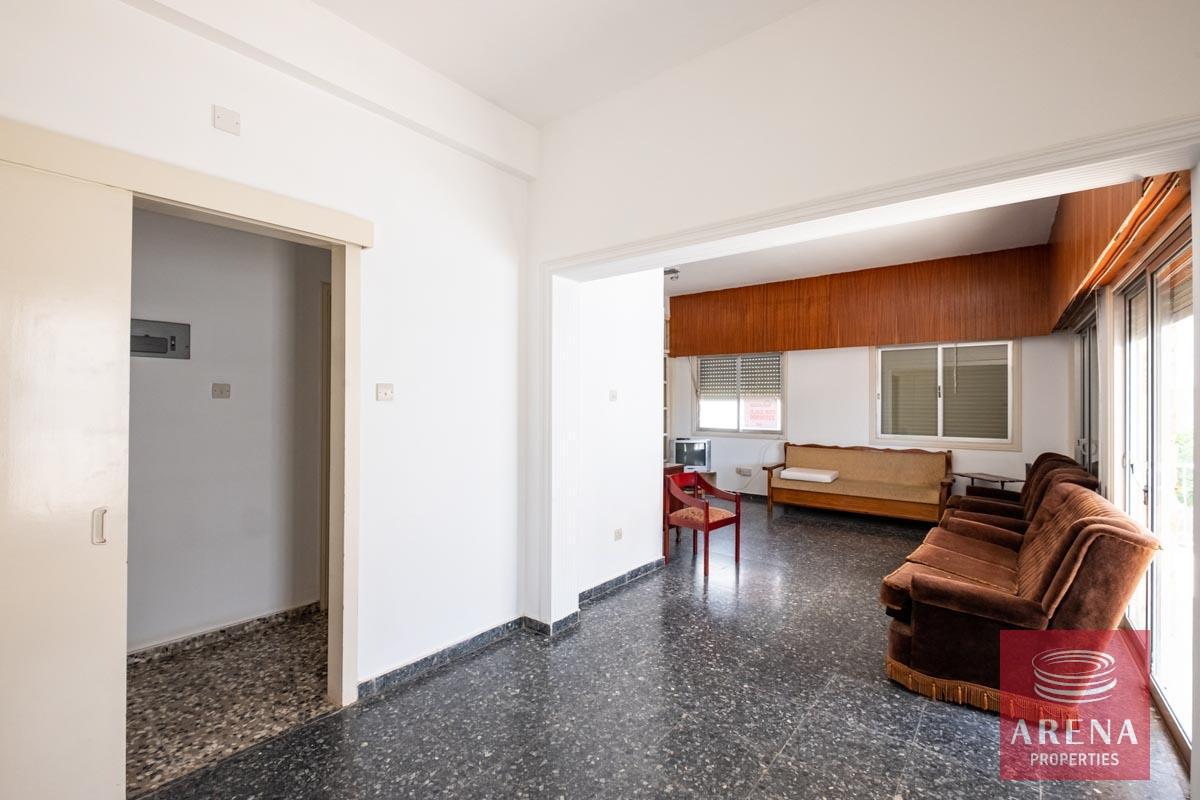 13-House-in-paralimni-5661-1