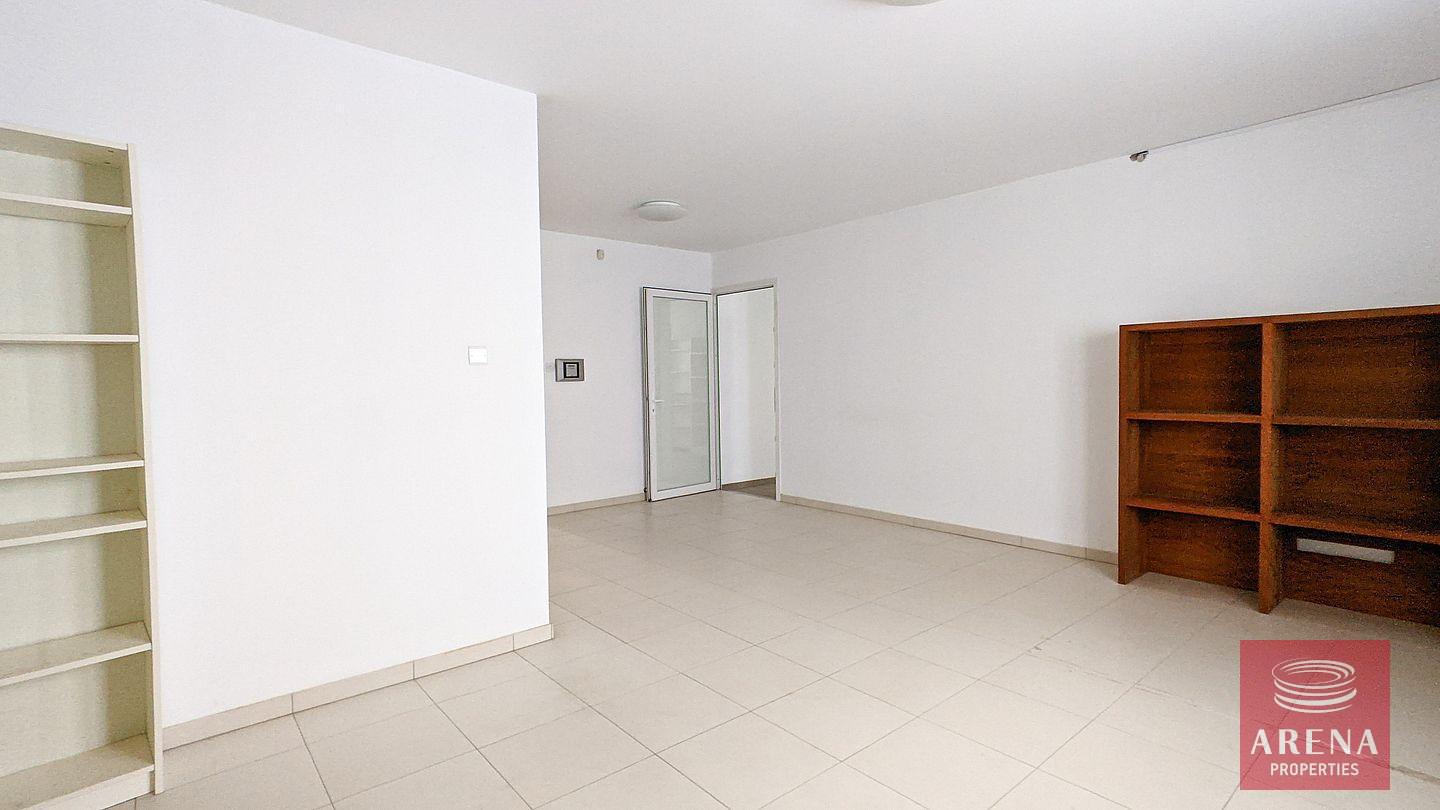 13-RESIDENTIAL-BUILDING-FOR-SALE-6667