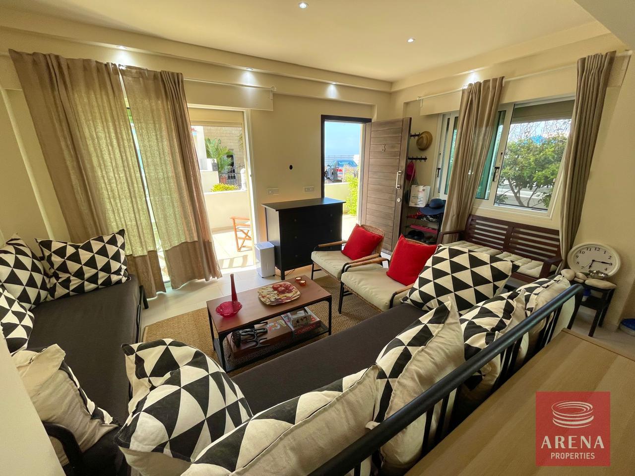 13-VILLA-IN-PERVOLIA-8654