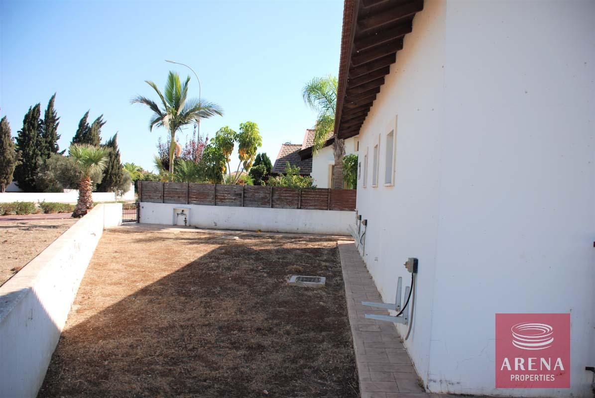 13-bungalow-in-ayia-thekla-5831