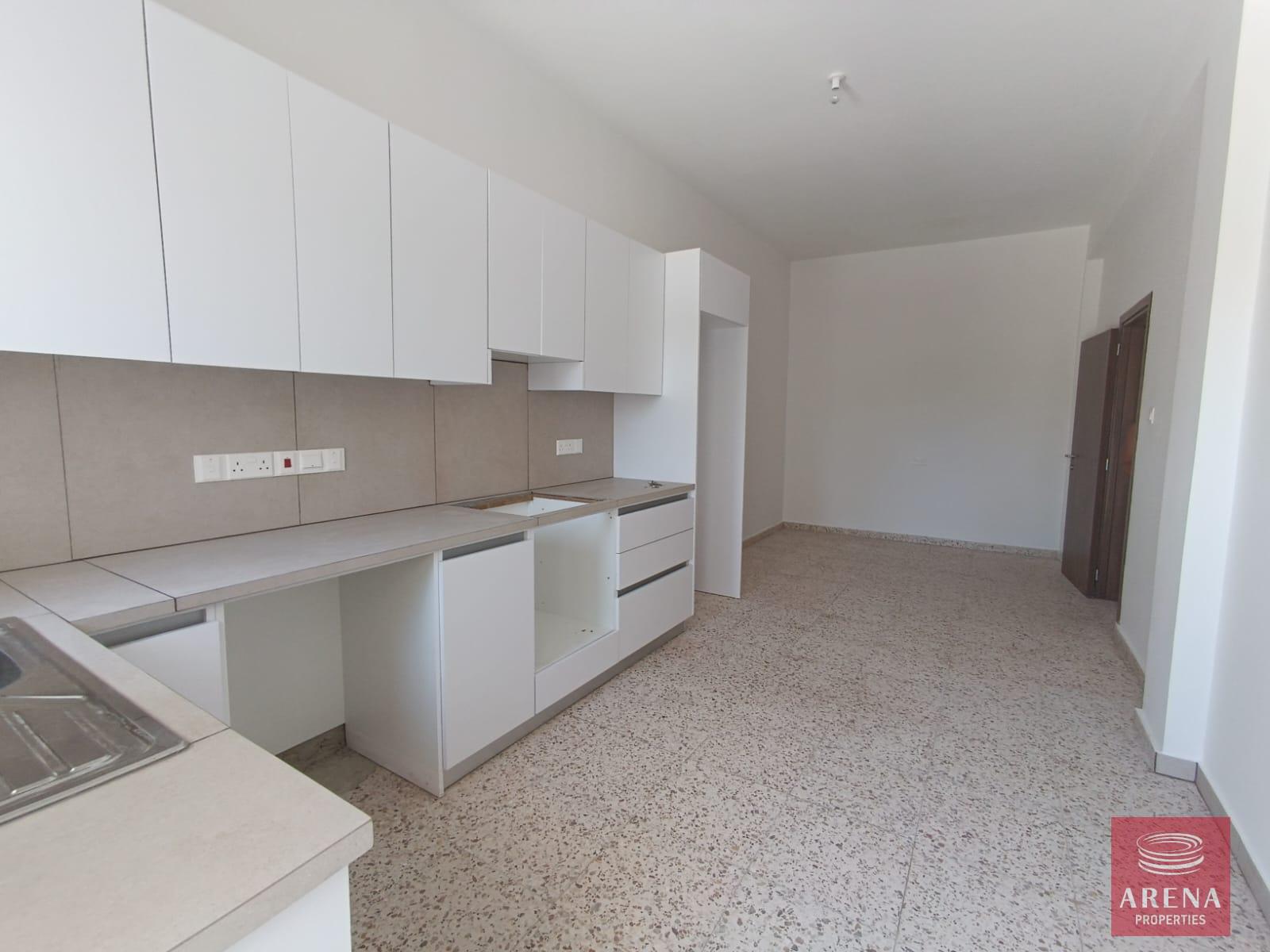 13-houses-in-pervolia-8297