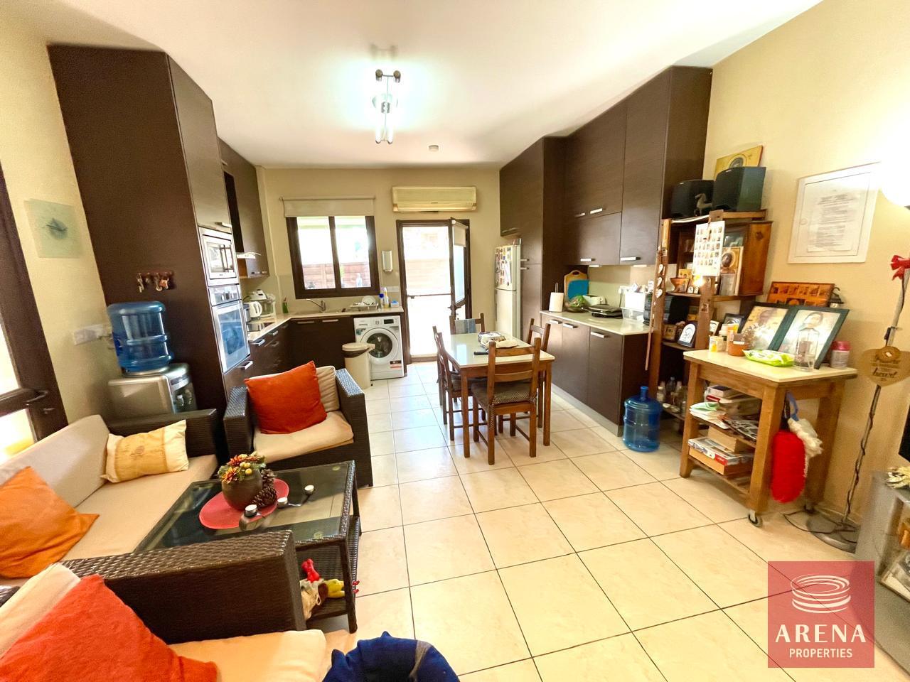 14-1-Villa-in-Livadia-8849