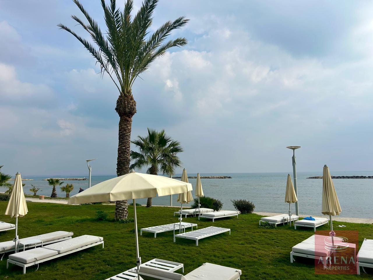 14-2-BED-TOWNHOUSE-IN-DEKELIA-AREA-9132-1