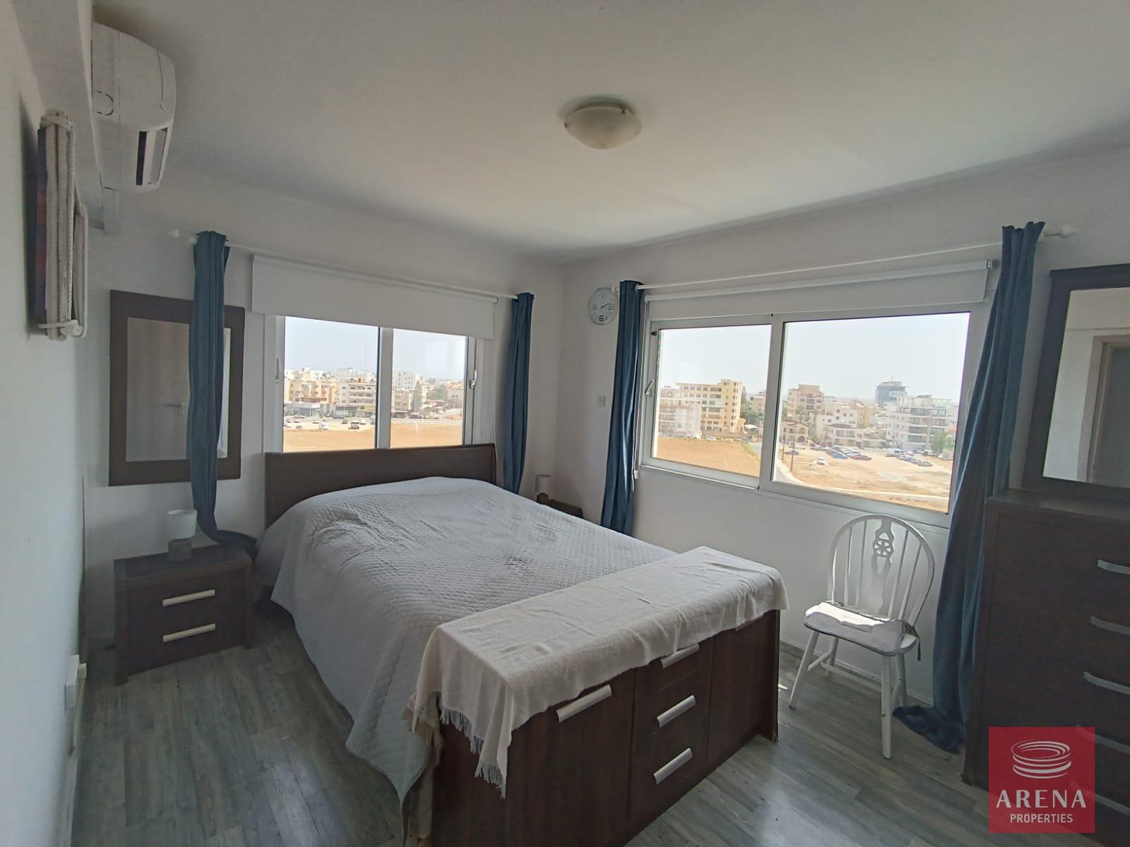 14-3-BED-APT-IN-LARNACA-FOR-RENT-8096