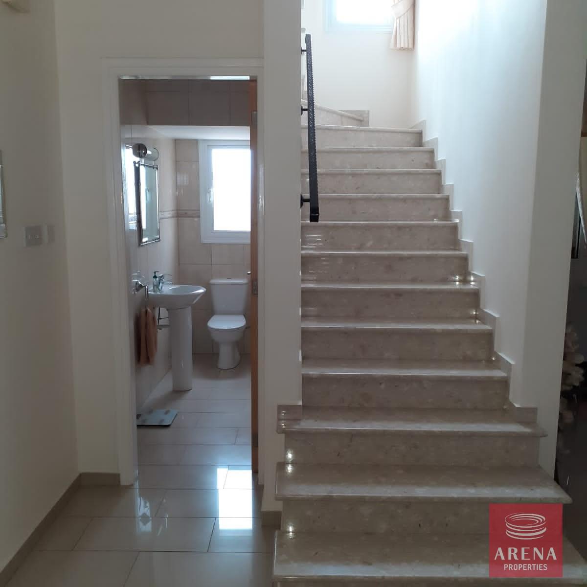 14-3-bed-villa-for-sale-in-paralimni-7454