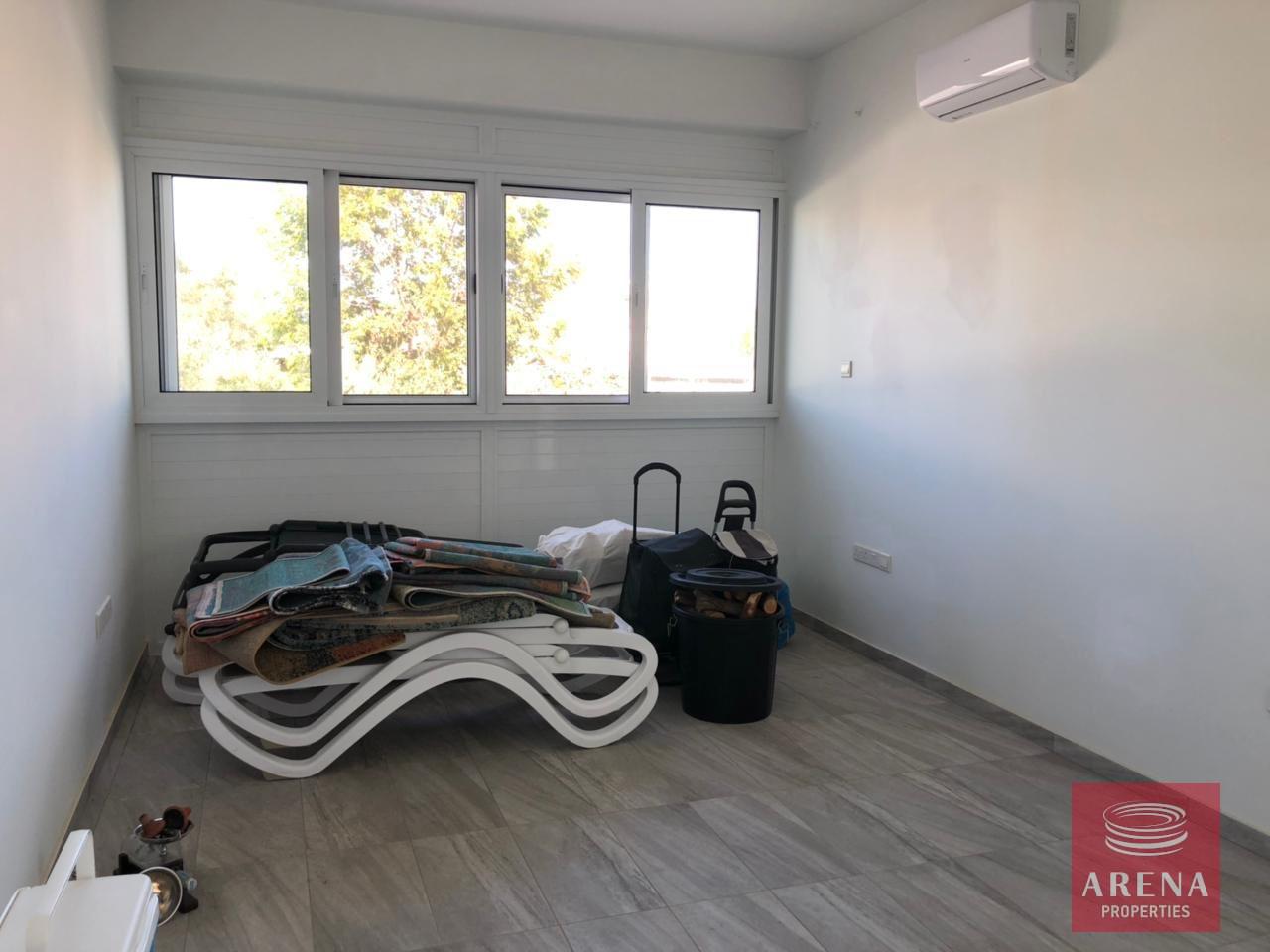 14-4-BED-VILLA-IN-PARALIMNI-7728-2