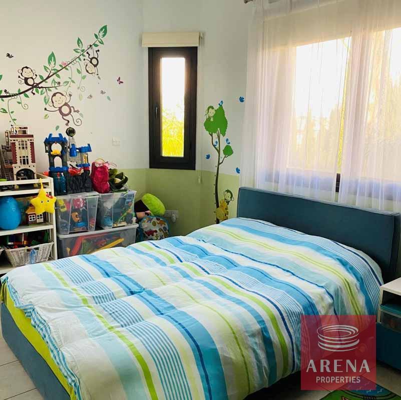 14-4-bed-link-det-villa-in-Livadia-6378