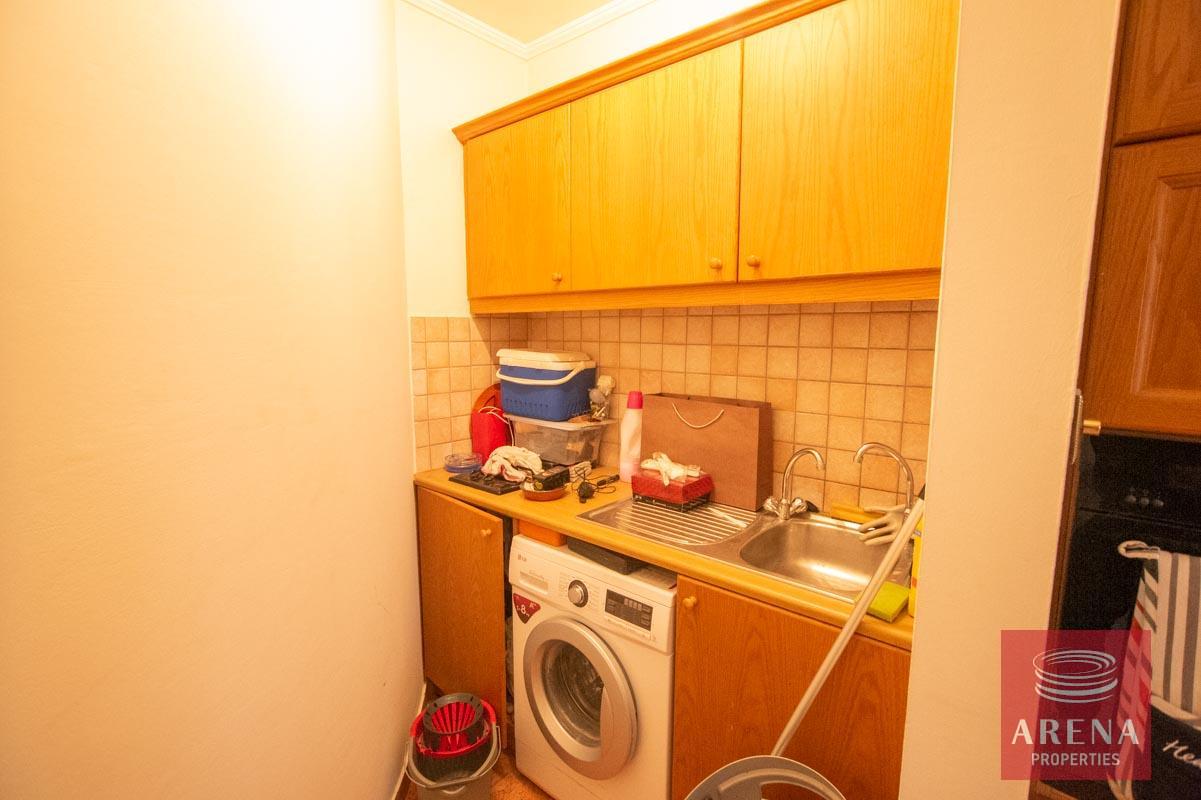 14-4-bed-villa-in-Aradippou-6040-1