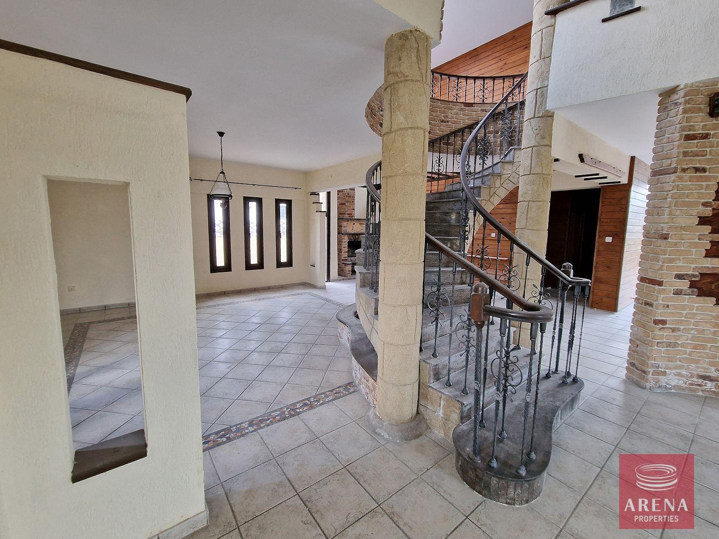 14-4-bed-villa-in-Dali-6684-1