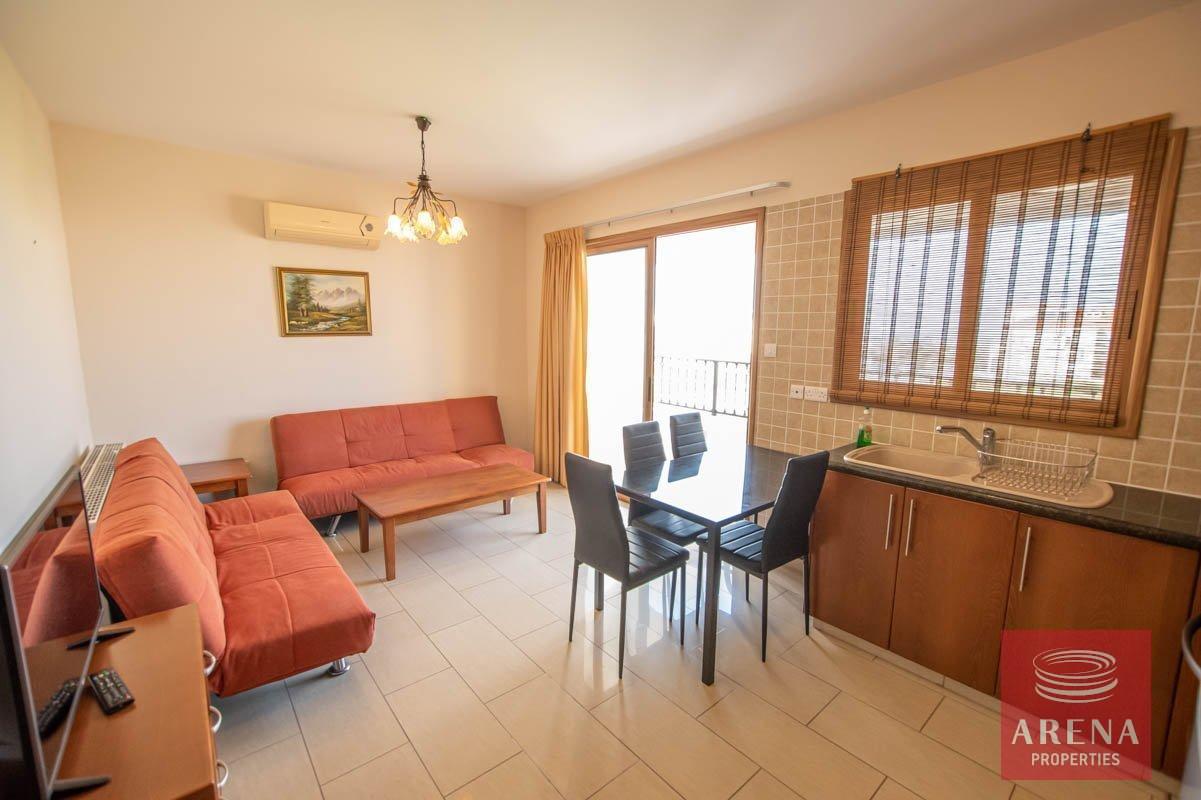 14-BUILDING-IN-DERYNIA-515-2