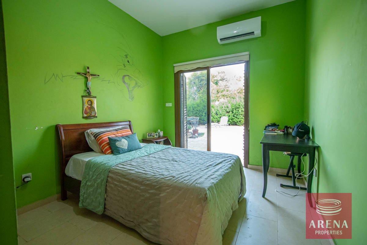 14-bungalow-in-sotira-2