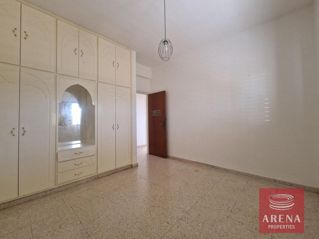 14-house-in-paralimni-8403