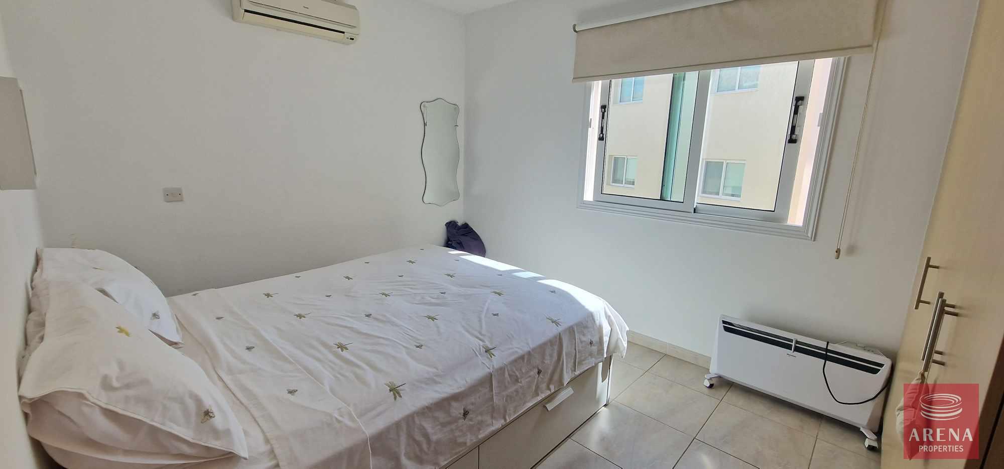 15-1-bed-apt-kapparis-7439