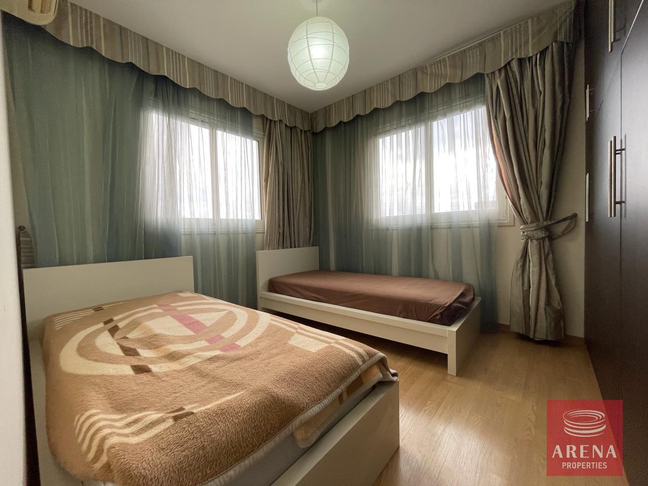 15-2-bed-apt0in-oroklini-7749
