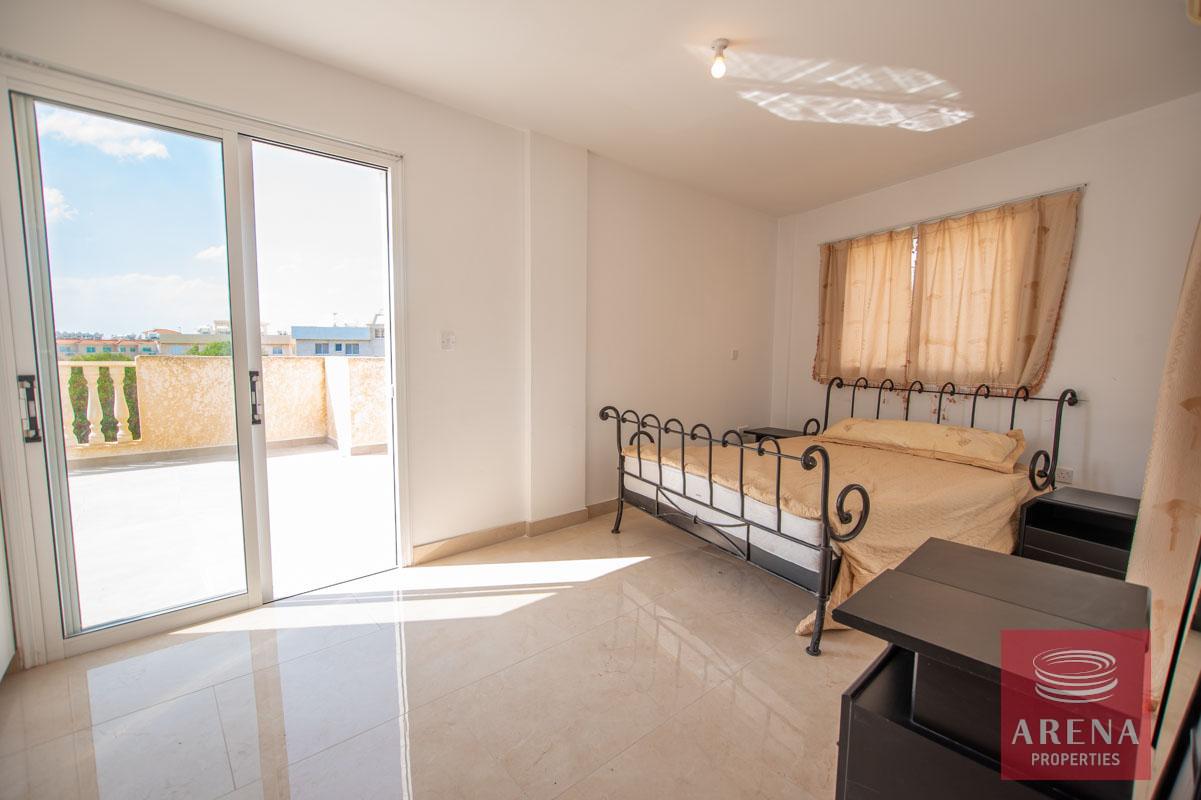 15-3-BED-APT-KAPPARIS-5243-1