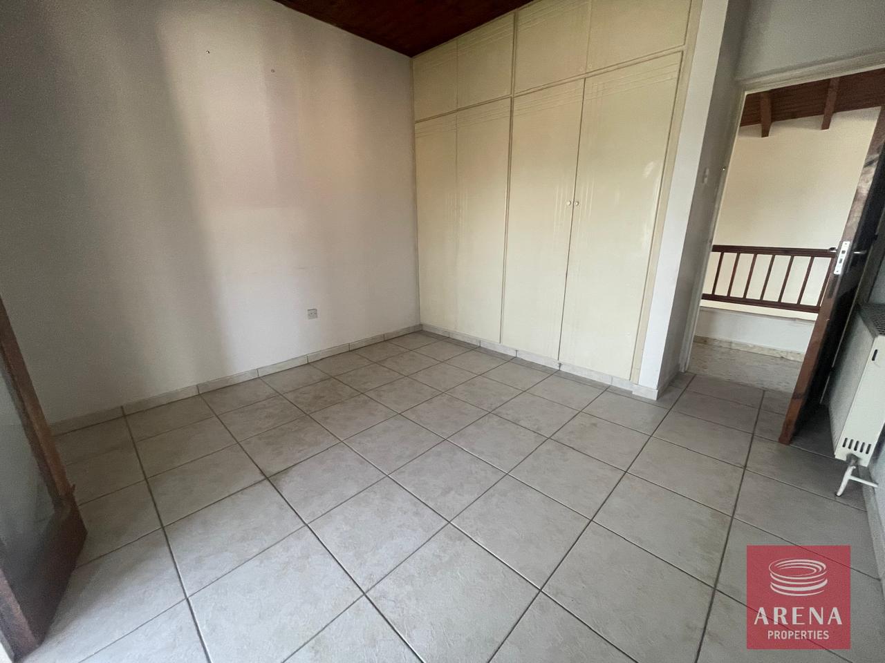 15-3-BED-HOUSE-ORMIDIA-8377