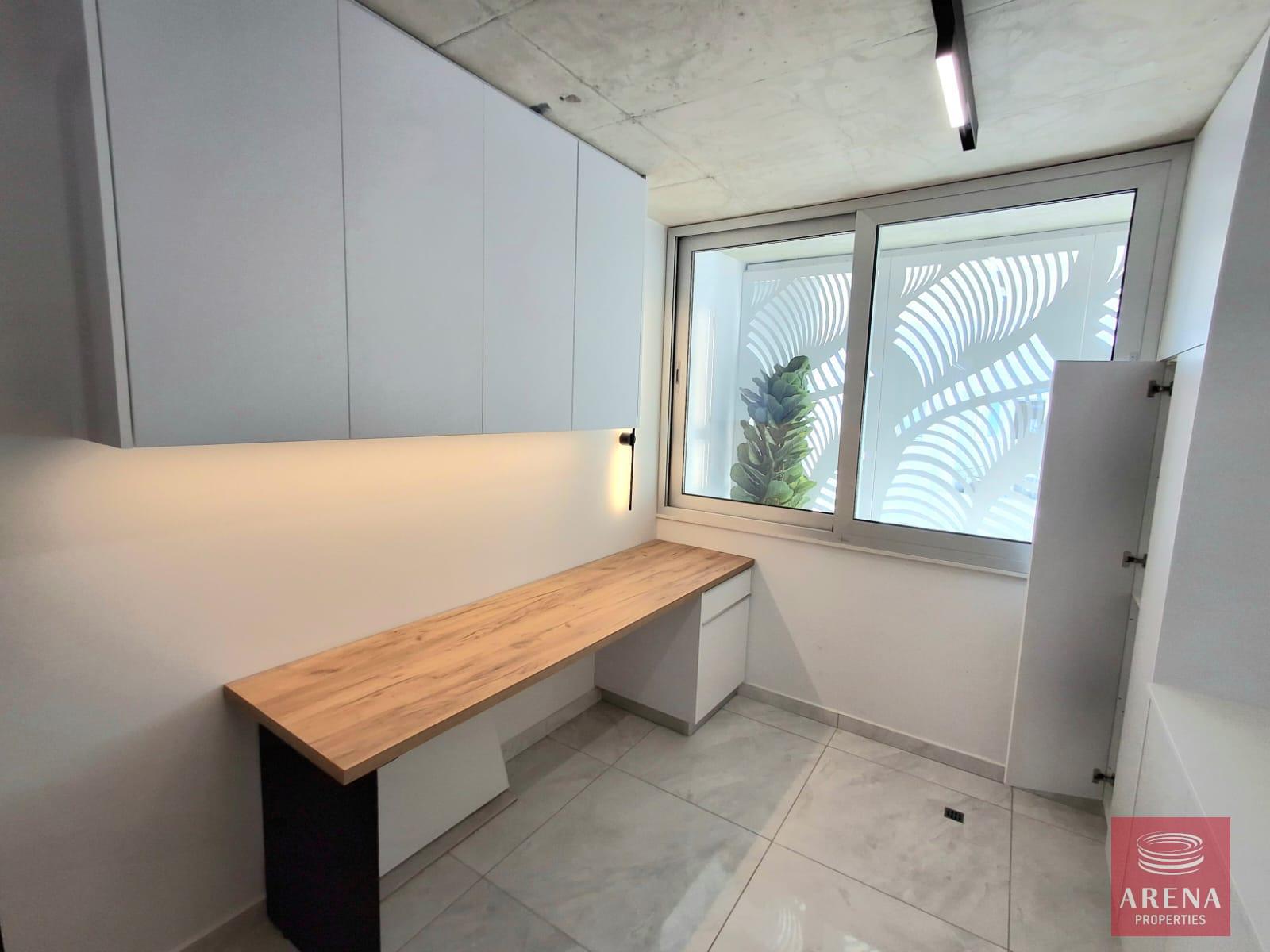 15-3-BED-PENTHOUSE-KAMARES-9082