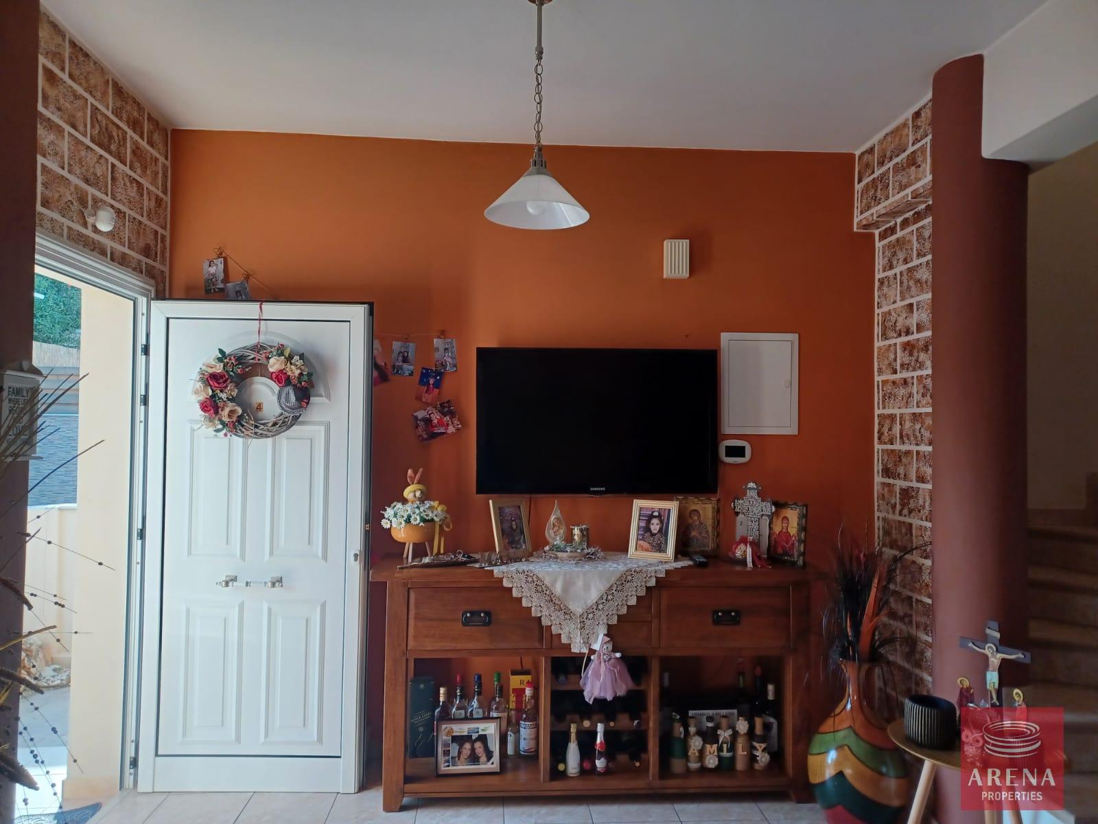 15-3-BED-VILLA-IN-VRYSOULLES-9169