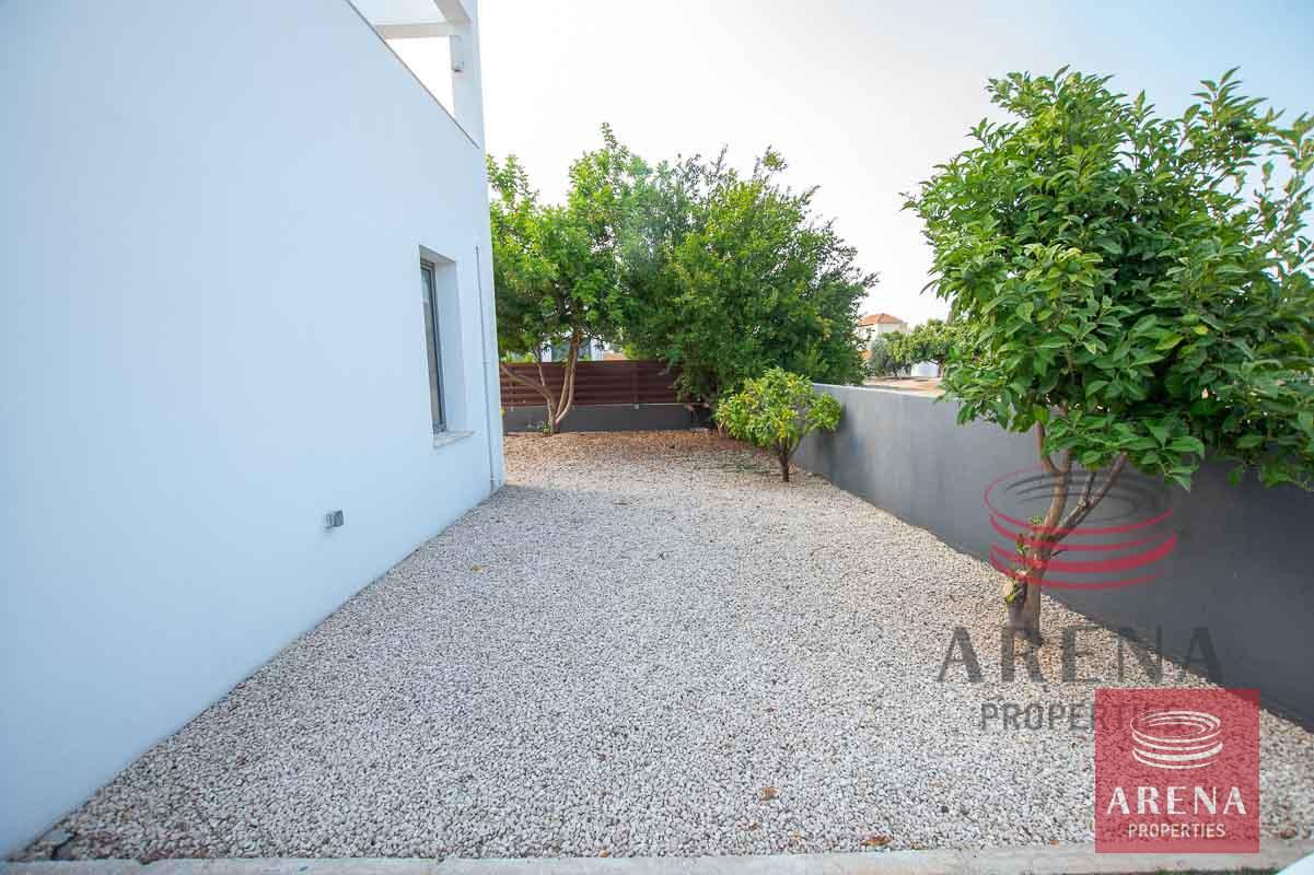 15-3-Bed-villa-in-ayia-thekla-5700