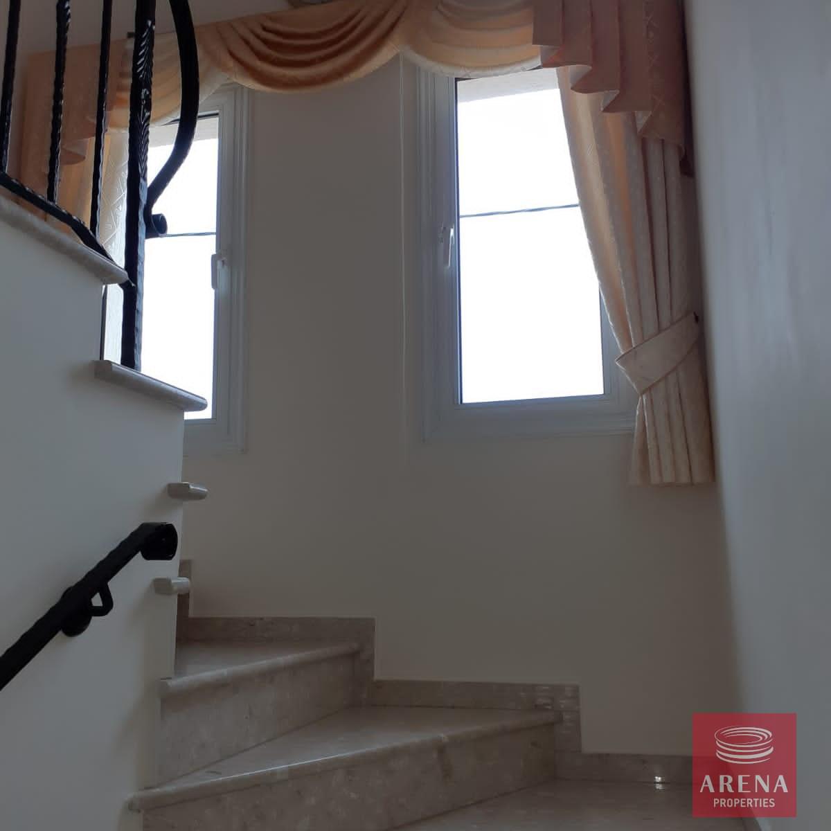 15-3-bed-villa-for-sale-in-paralimni-7454