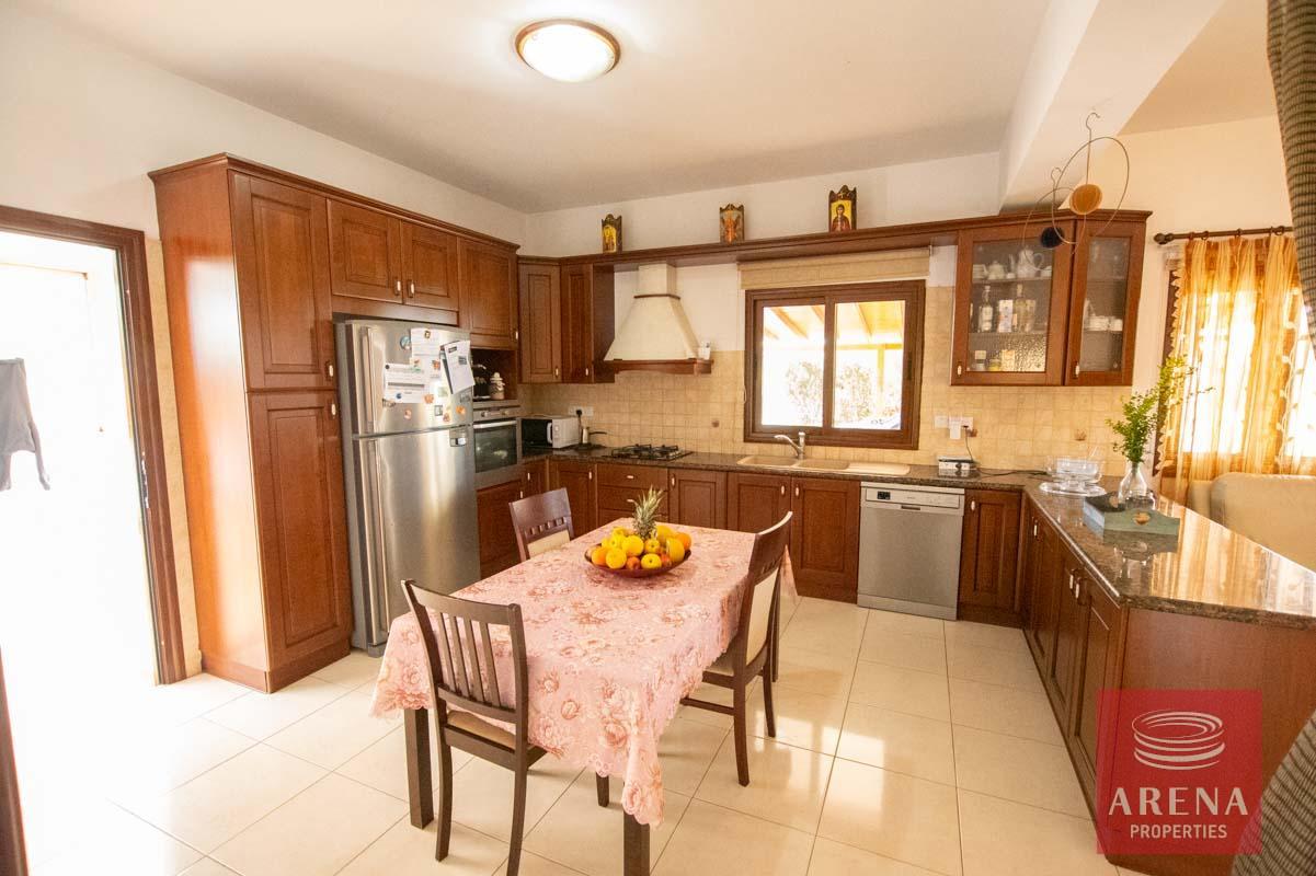 15-3-bed-villa-in-sotira-6049