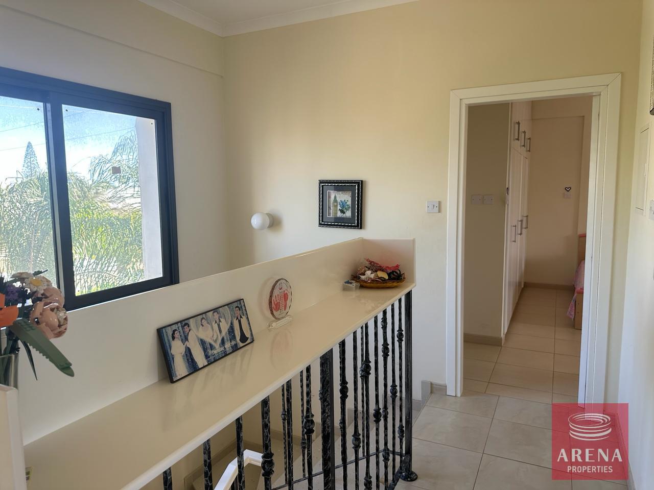 15-3-bed-villa-inFrenaros-7948-1