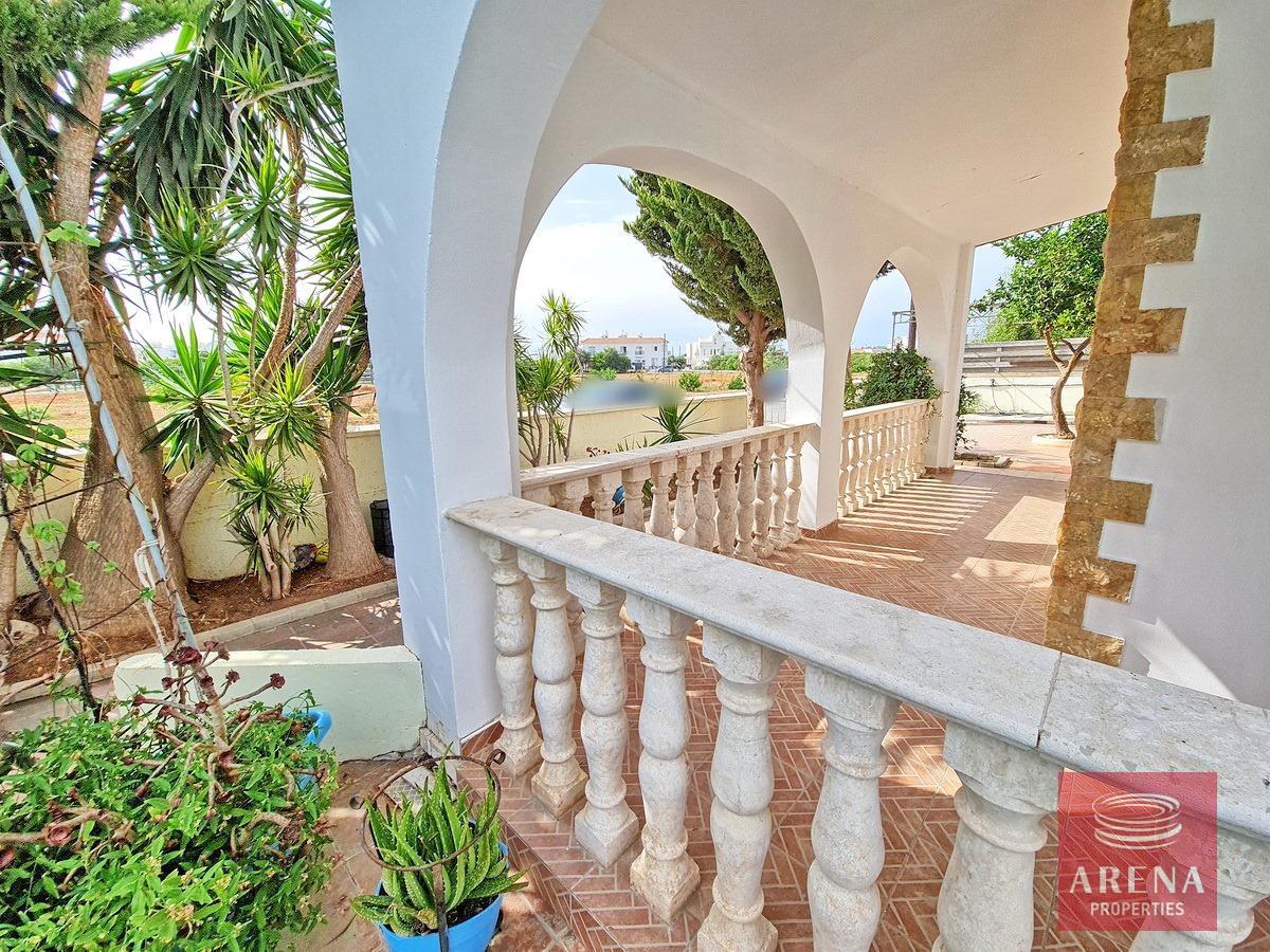 15-4-BED-BUNGALOW-PARALIMNI-8979