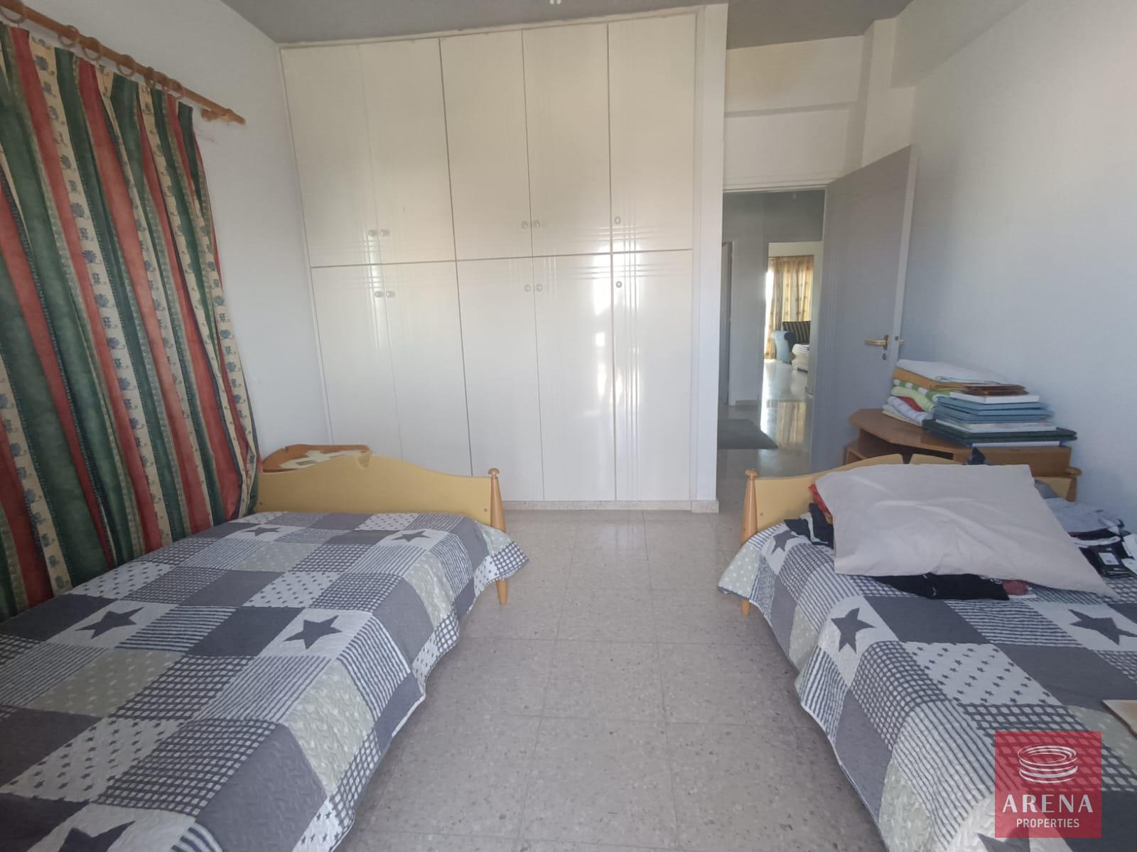 15-4-BED-HOUSE-IN-LARNACA-8013-4