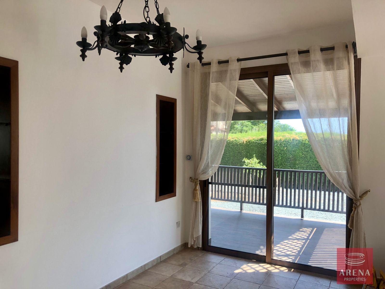 15-4-BED-VILLA-IN-PYLA-8300-1