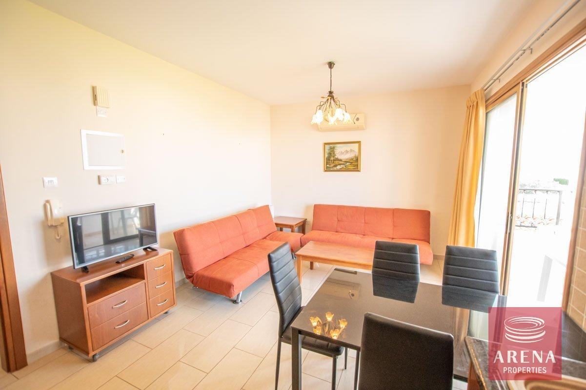 15-BUILDING-IN-DERYNIA-515-2