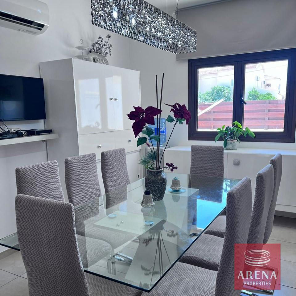 15-VILLA-ARADIPPOU-8396