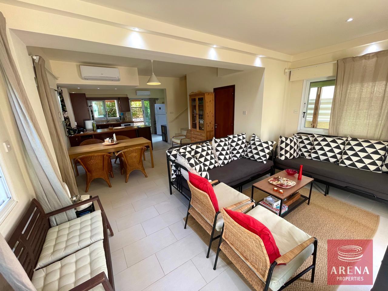 15-VILLA-IN-PERVOLIA-8654