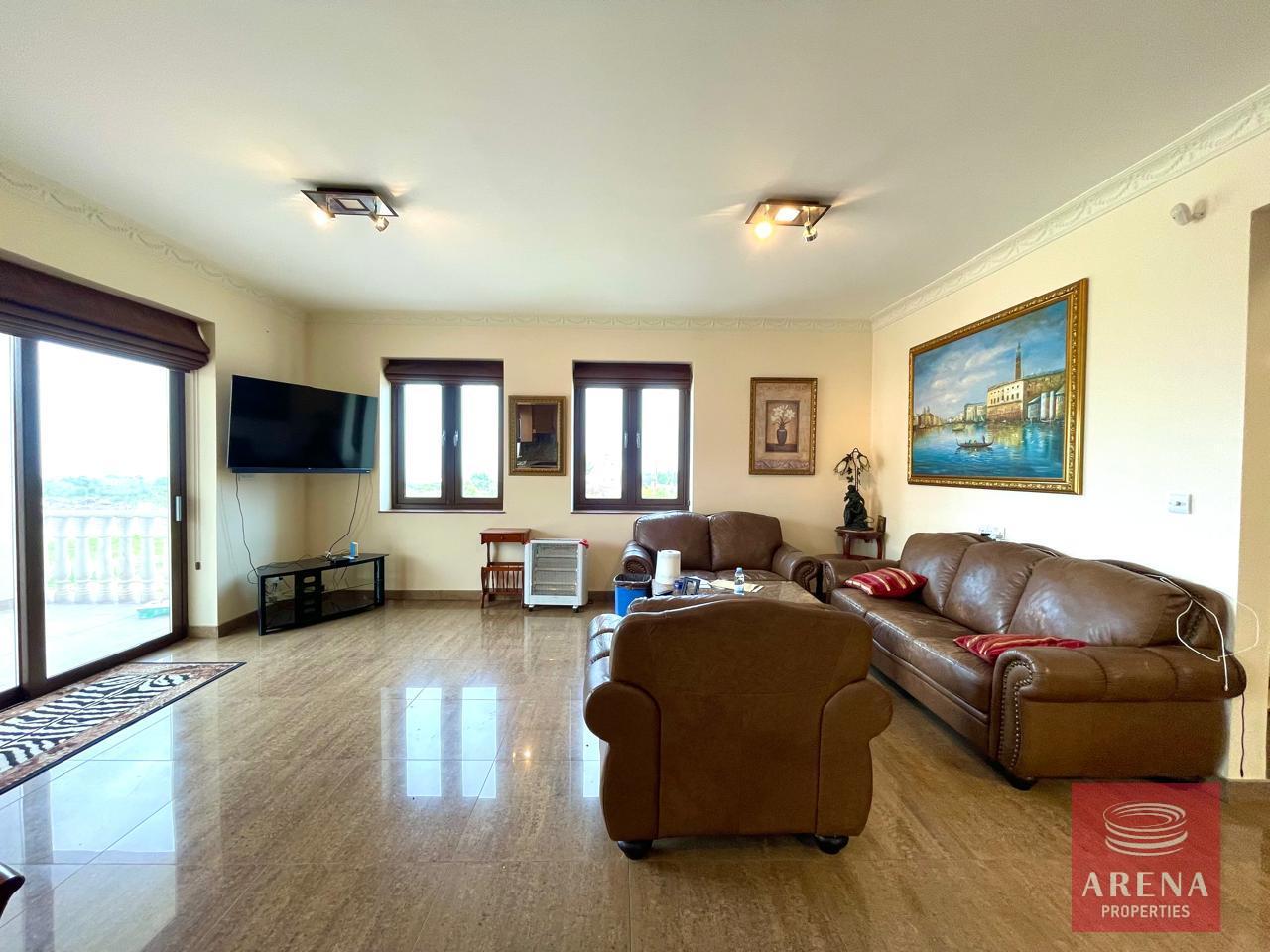 15-VILLA-IN-PROTARAS-9236-1