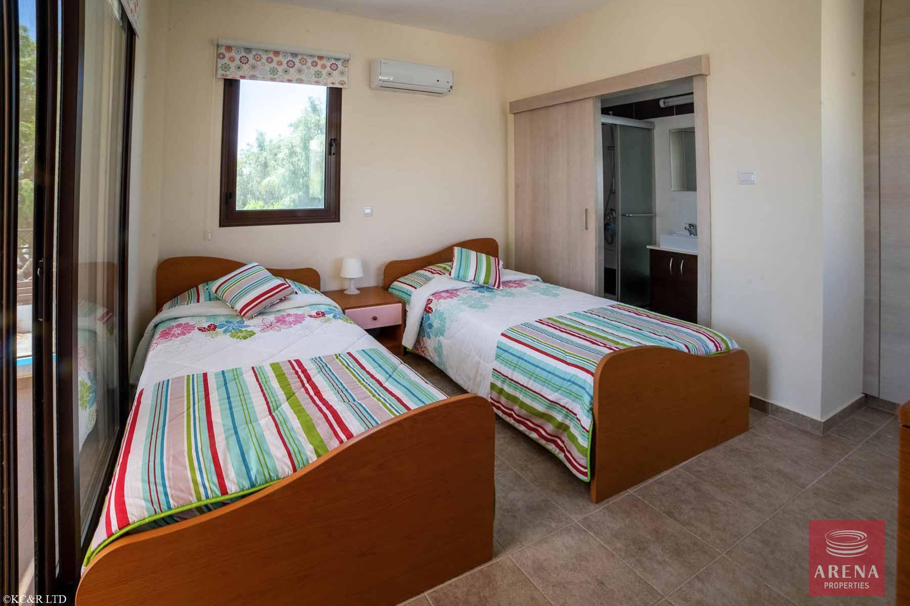 15-Villa-in-Ayia-Thekla-5387-2