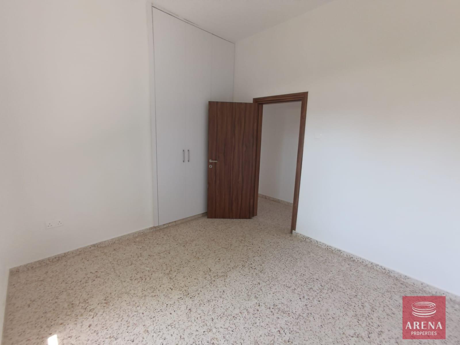 15-houses-in-pervolia-8297